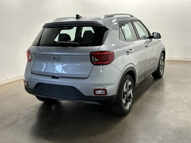 Thumbnail: 2022 Hyundai Venue - 31