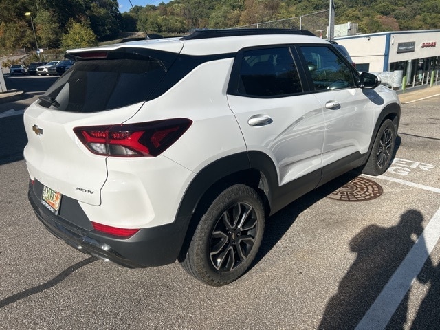 Thumbnail: 2022 Chevrolet TrailBlazer - 4