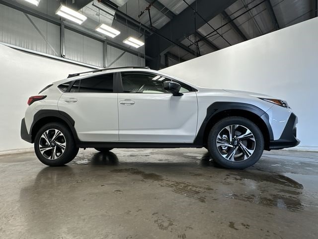 Thumbnail: 2025 Subaru Crosstrek - 3