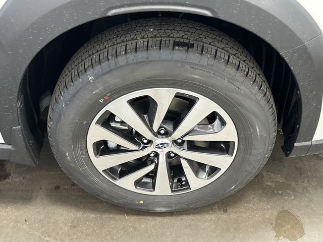 Thumbnail: 2025 Subaru Outback - 5