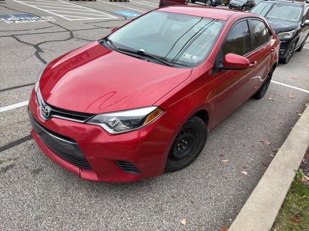 Used 2015 Toyota Corolla LE Sedan