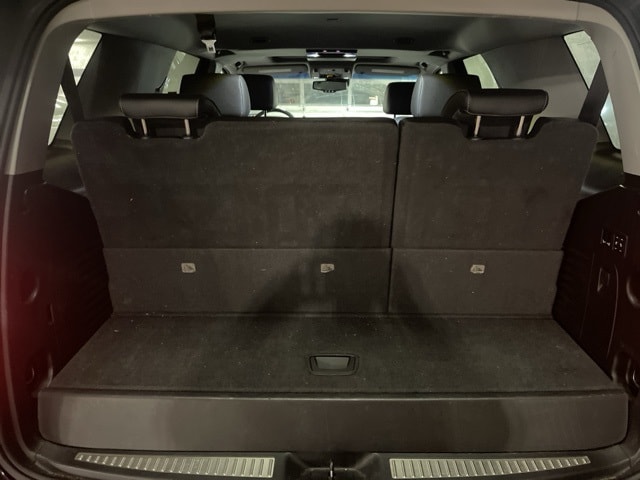 Thumbnail: 2018 Chevrolet Tahoe - 12