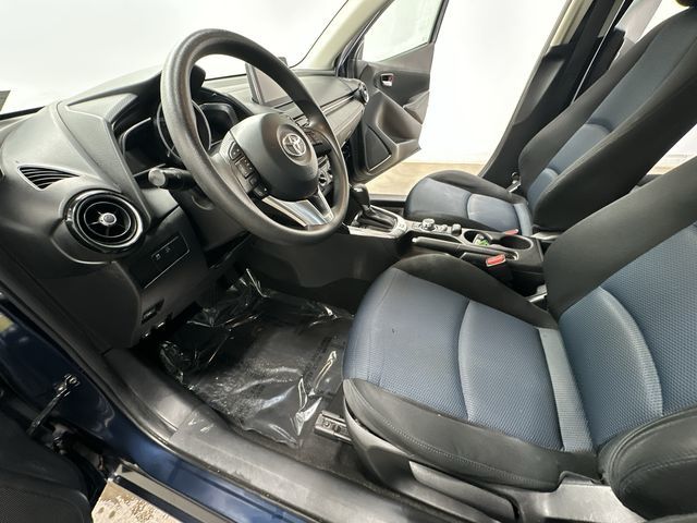 Thumbnail: 2017 Toyota Yaris iA - 15