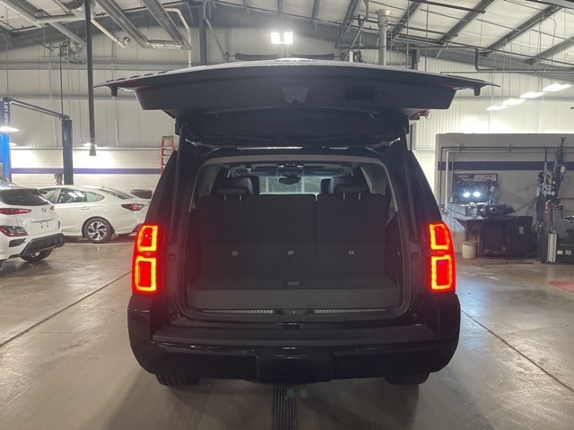 Thumbnail: 2018 Chevrolet Tahoe - 11