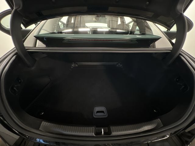 Thumbnail: 2022 Mercedes-Benz C-Class - 25