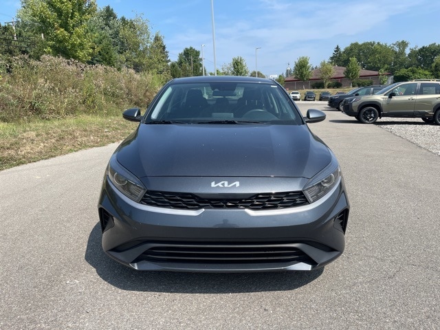 Thumbnail: 2022 Kia Forte - 2