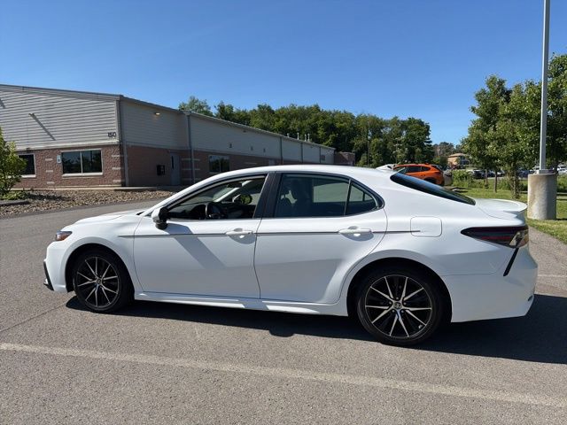 Thumbnail: 2023 Toyota Camry - 12
