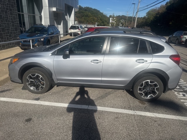 Thumbnail: 2016 Subaru Crosstrek - 2