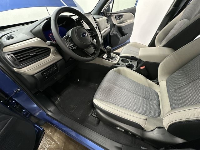 2025 Subaru Forester Premium 17