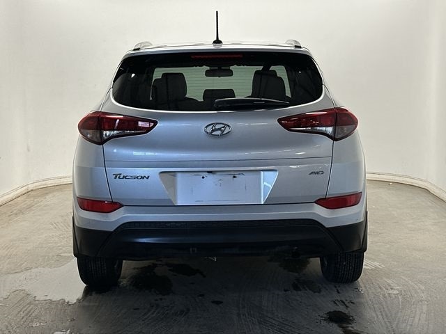 Thumbnail: 2017 Hyundai Tucson - 4