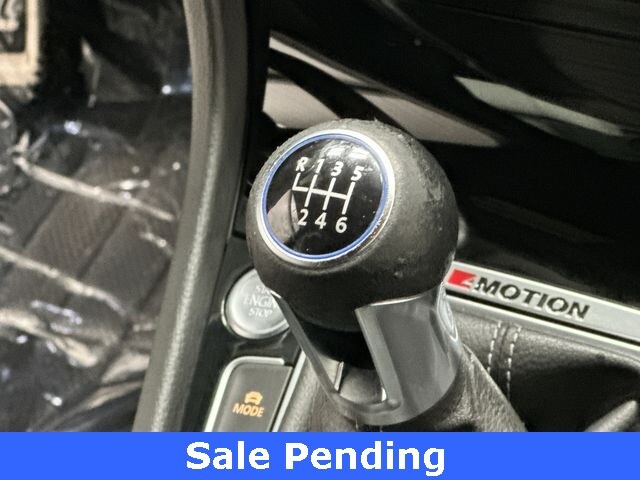 Thumbnail: 2017 Volkswagen Golf - 20