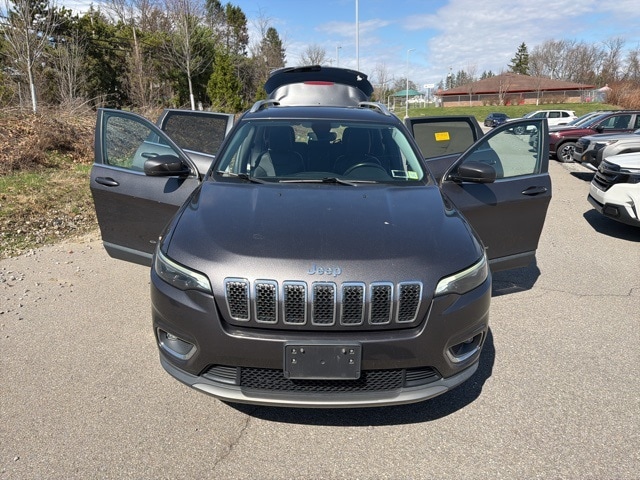 Thumbnail: 2019 Jeep Cherokee - 28