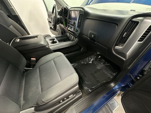 Thumbnail: 2017 Chevrolet Silverado 1500 - 19