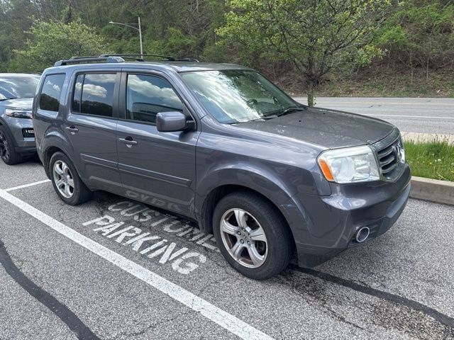 Thumbnail: 2015 Honda Pilot - 10