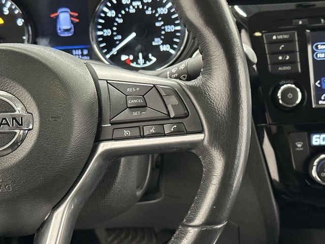 2018 Nissan Rogue SV 9