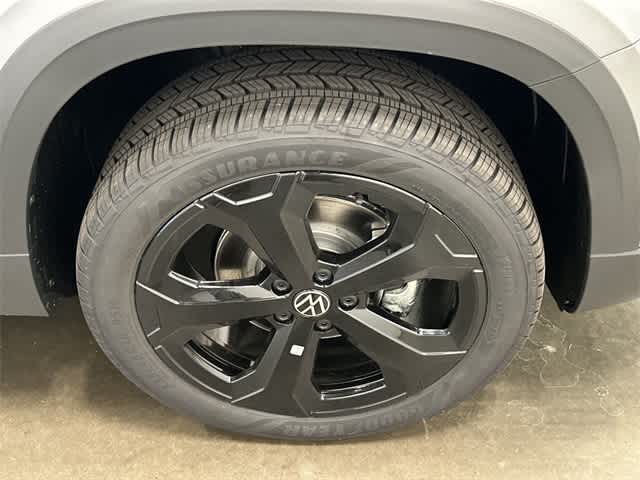 Thumbnail: 2025 Volkswagen Taos - 5