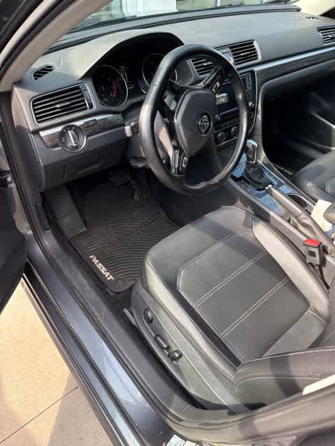 Thumbnail: 2016 Volkswagen Passat - 12