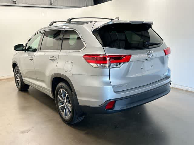 Thumbnail: 2017 Toyota Highlander - 35