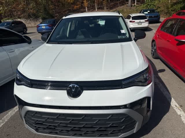 Thumbnail: 2025 Volkswagen Taos - 2