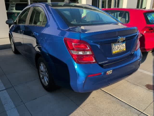 2018 Chevrolet Sonic LT photo 2