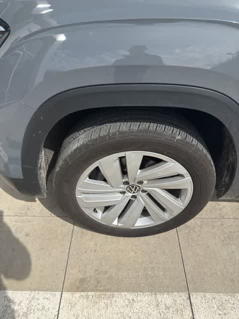 Thumbnail: 2023 Volkswagen Atlas - 10