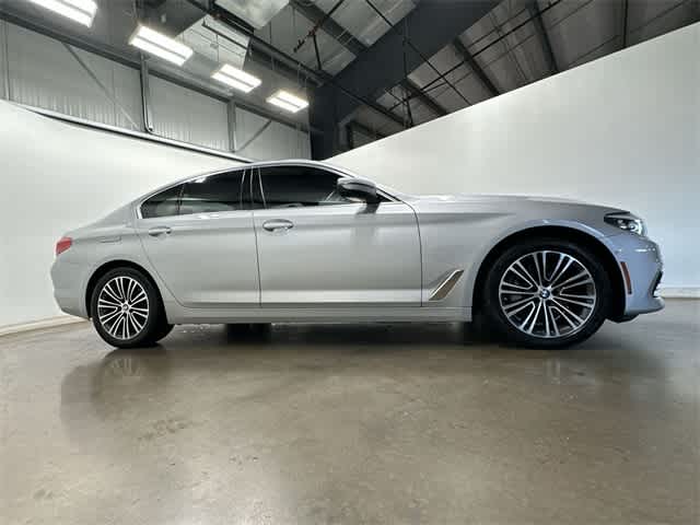 Thumbnail: 2018 BMW 5 Series - 3