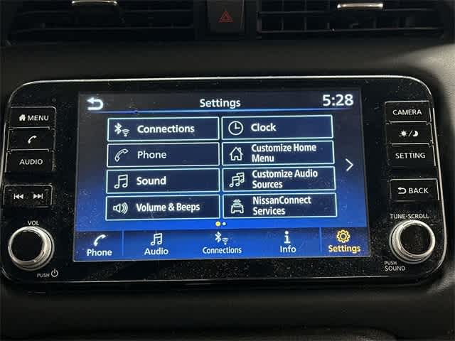 Thumbnail: 2021 Nissan Kicks - 12