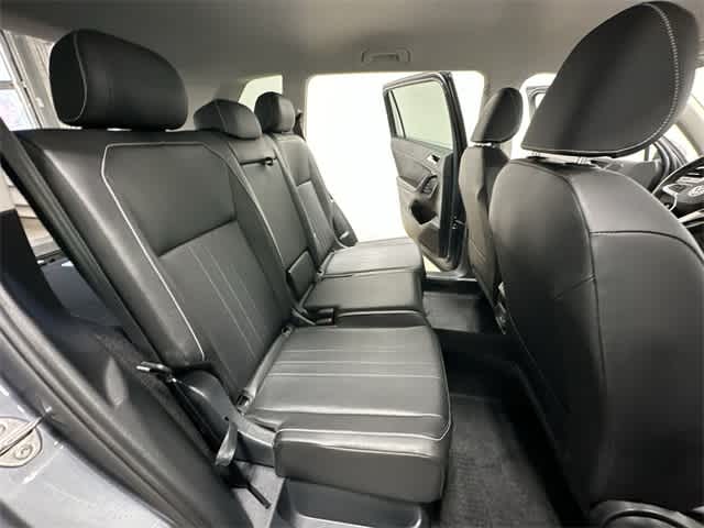 Thumbnail: 2024 Volkswagen Tiguan - 25