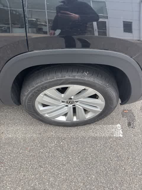 Thumbnail: 2022 Volkswagen Atlas - 9