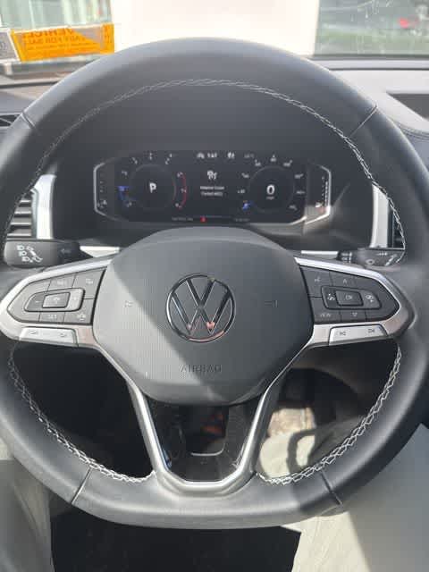 Thumbnail: 2023 Volkswagen Atlas - 13