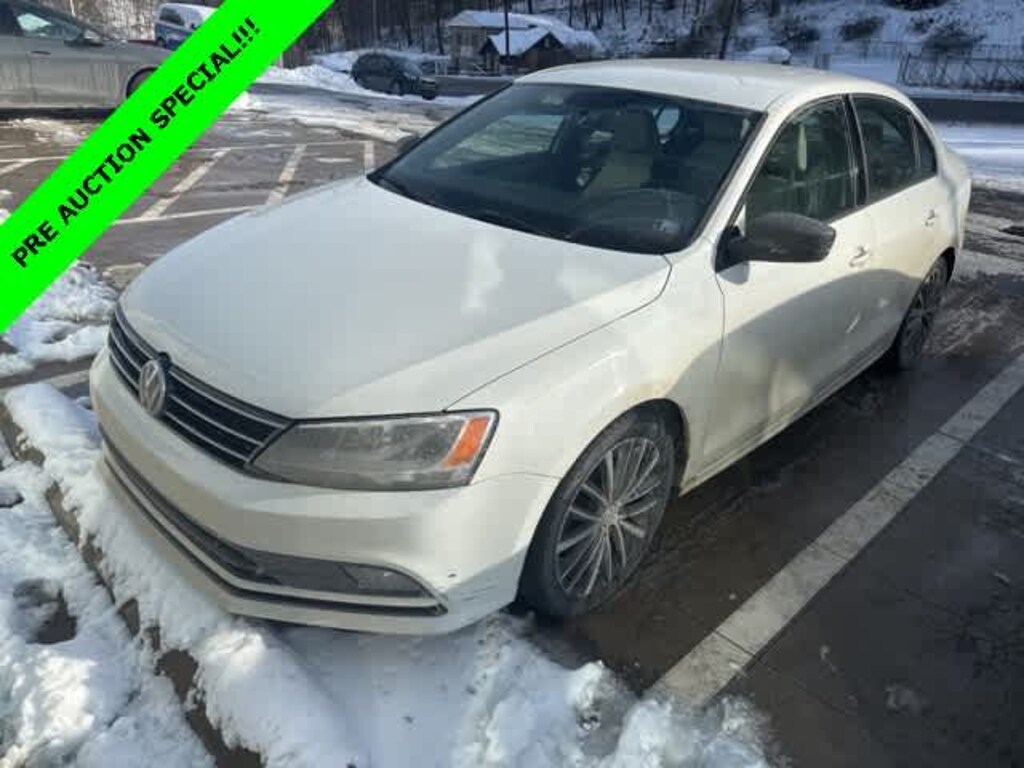 Used 2016 Volkswagen Jetta 1.8T Sport Sedan