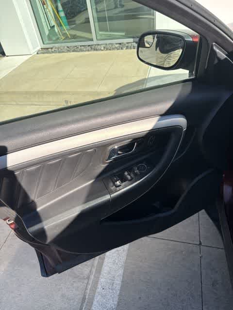 Thumbnail: 2016 Ford Taurus - 13