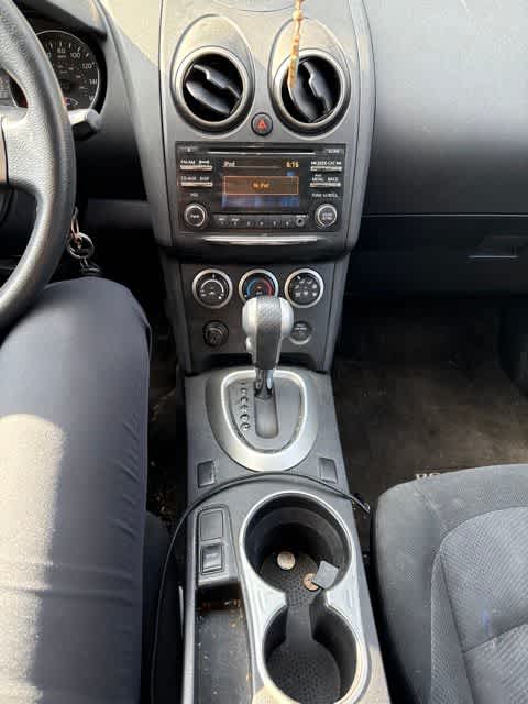 Thumbnail: 2015 Nissan Rogue - 21