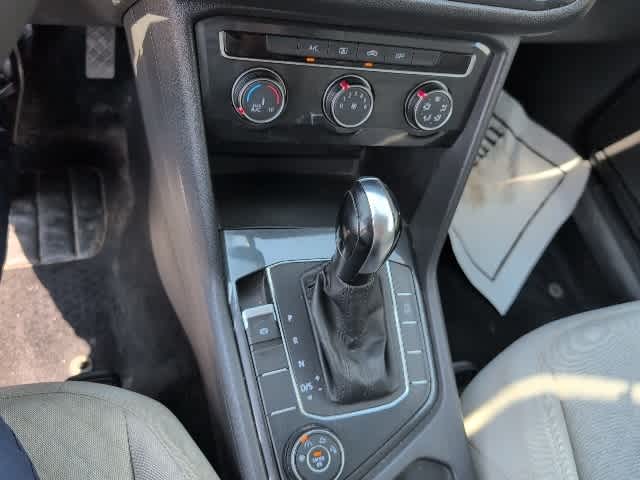 2019 Volkswagen Tiguan S 16