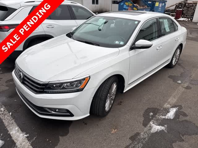 2016 Volkswagen Passat SE -
                  Moon Township, PA