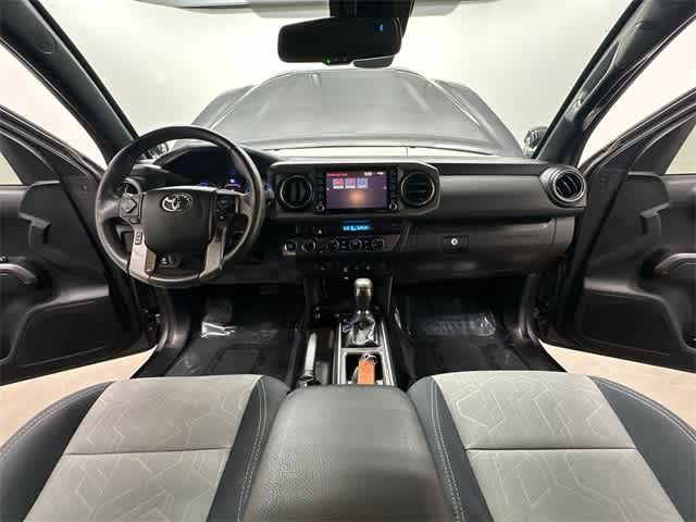 Thumbnail: 2021 Toyota Tacoma - 19