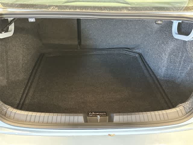 Thumbnail: 2026 Volkswagen Jetta - 22