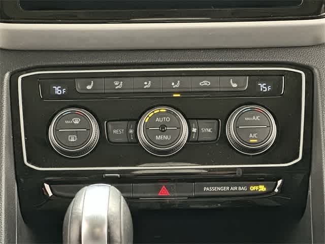 Thumbnail: 2022 Volkswagen Atlas - 17