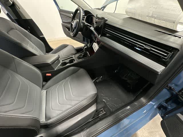 Thumbnail: 2026 Volkswagen Jetta - 23