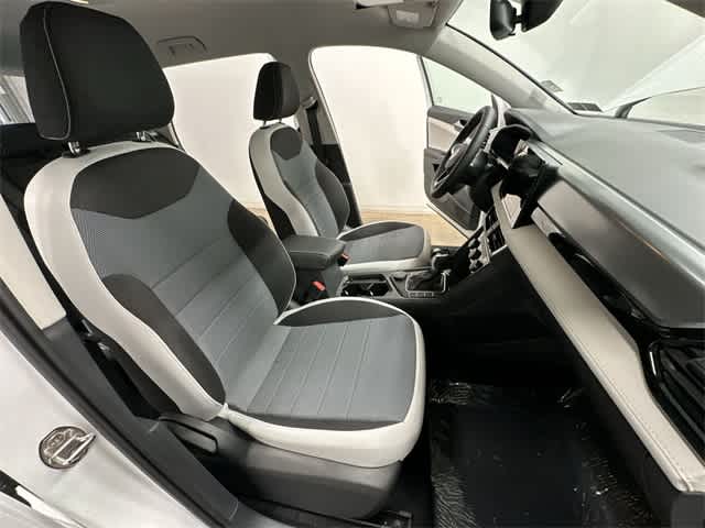 Thumbnail: 2025 Volkswagen Taos - 20