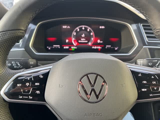 Thumbnail: 2024 Volkswagen Tiguan - 13