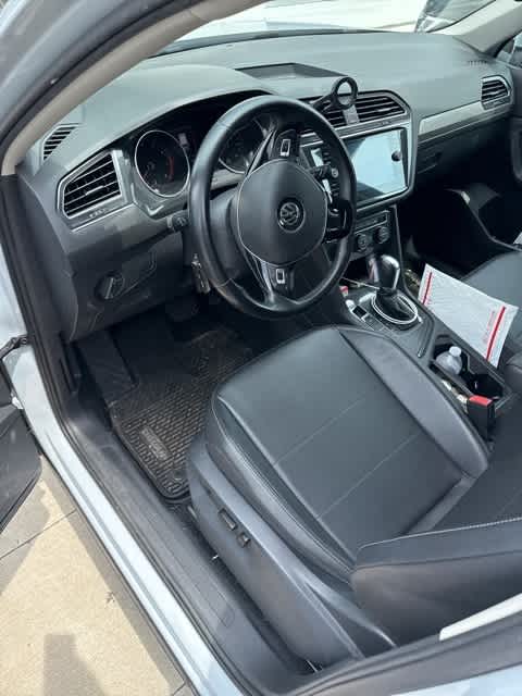 Thumbnail: 2018 Volkswagen Tiguan - 11