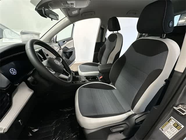 Thumbnail: 2025 Volkswagen Taos - 16