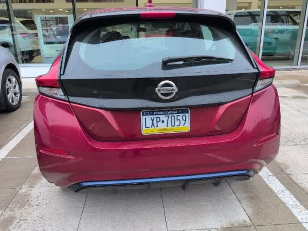 Used 2018 Nissan LEAF SV Hatchback