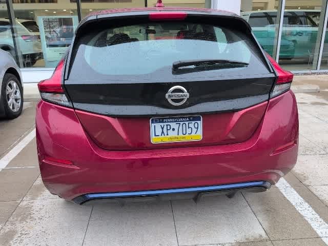 2018 Nissan Leaf SV photo 3