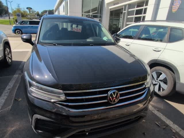 Thumbnail: 2022 Volkswagen Tiguan - 6