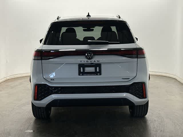 Thumbnail: 2026 Volkswagen Tiguan - 4