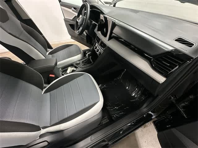 Thumbnail: 2025 Volkswagen Taos - 19