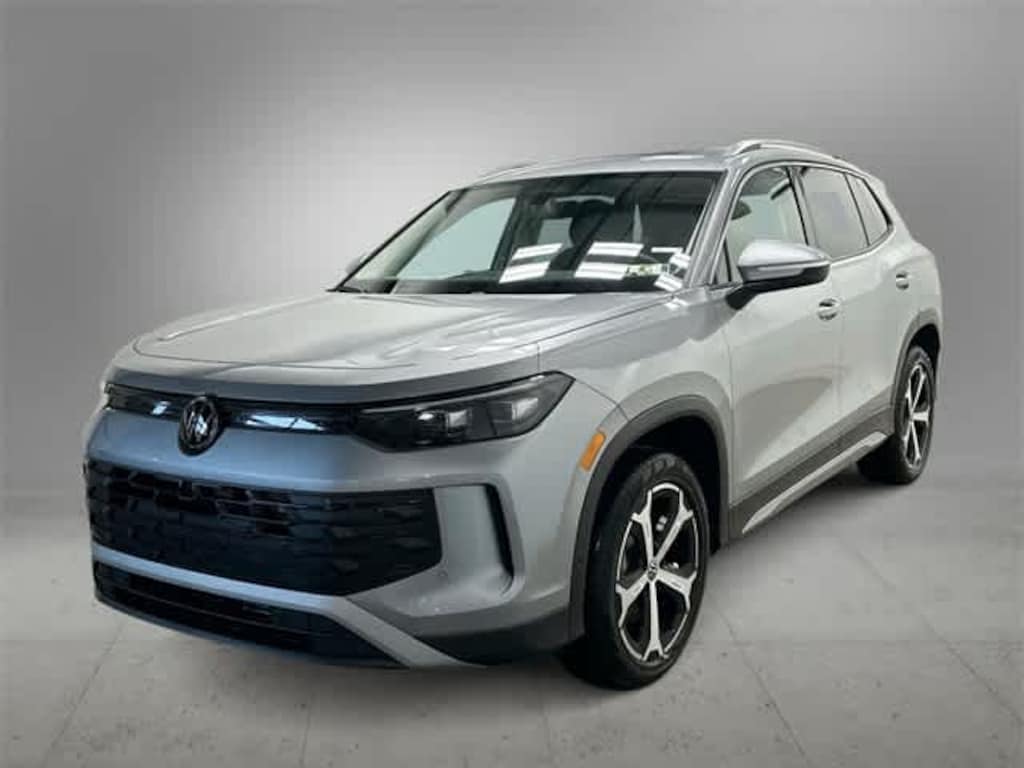 New 2026 Volkswagen Tiguan 2.0T SE SUV