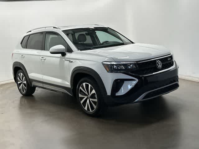 Thumbnail: 2023 Volkswagen Taos - 31